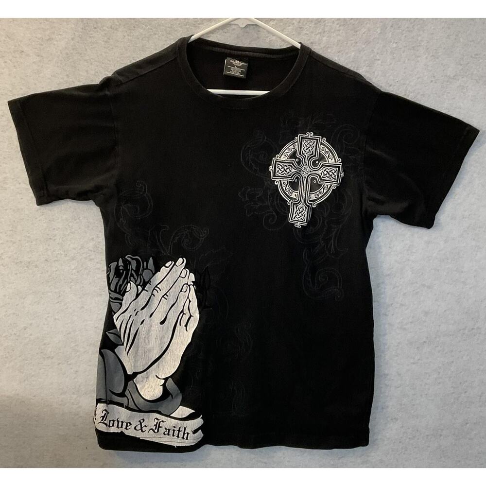 Victorious Shirt Mens Large‎ Black Love & Faith Cross Praying Hands Christian